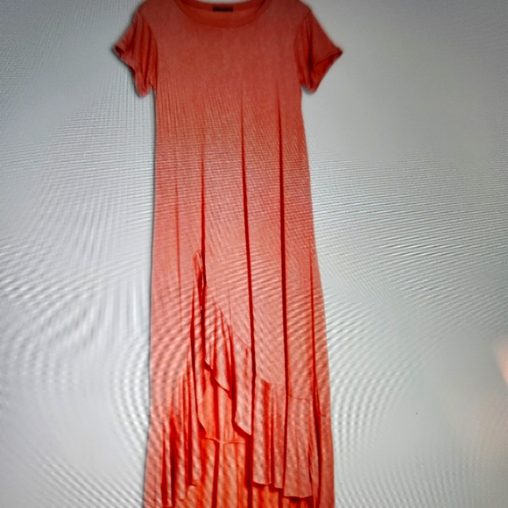 West Kei slab knit maxi t- shirt dress in Coral. Size L